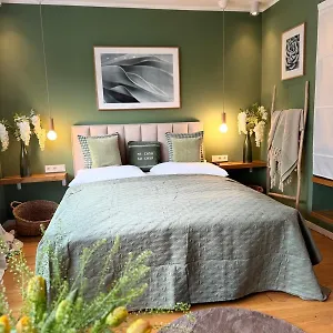  Appartement Nettes In Duesseldorf-derendorf - Stylisch + Gemuetlich