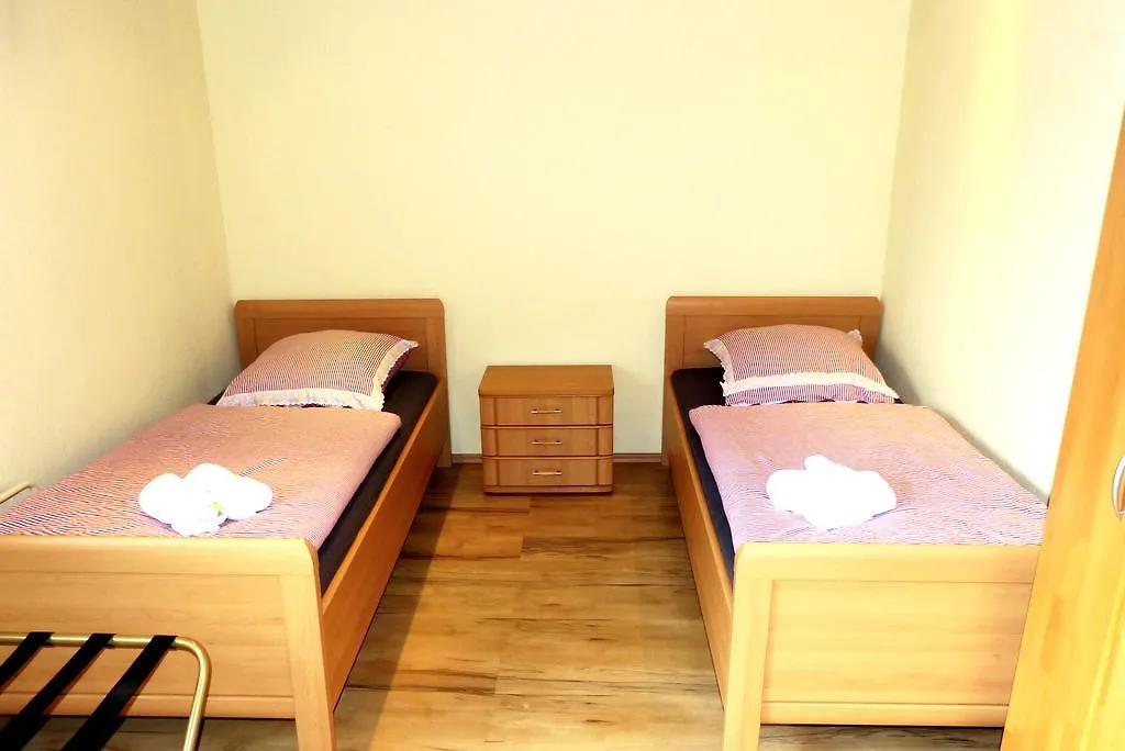 Messe-Zimmer Tus-Treff Düsseldorf Accommodatie bij particulieren